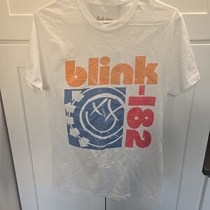 White Blink 182 Mens Short Sleeve Graphic Band Tee Y2K 90s Punk Rock Retro